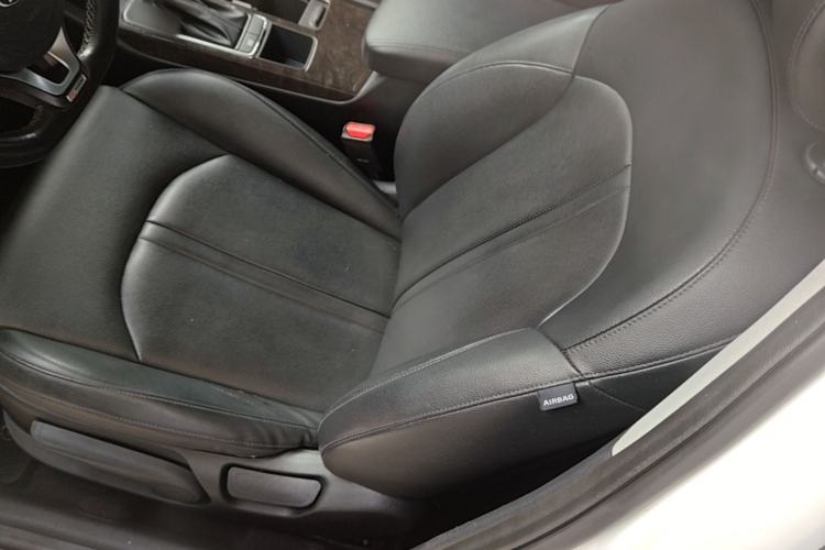 Used Kia K5 2016 1.6T Automatic LUX Left Front Seat