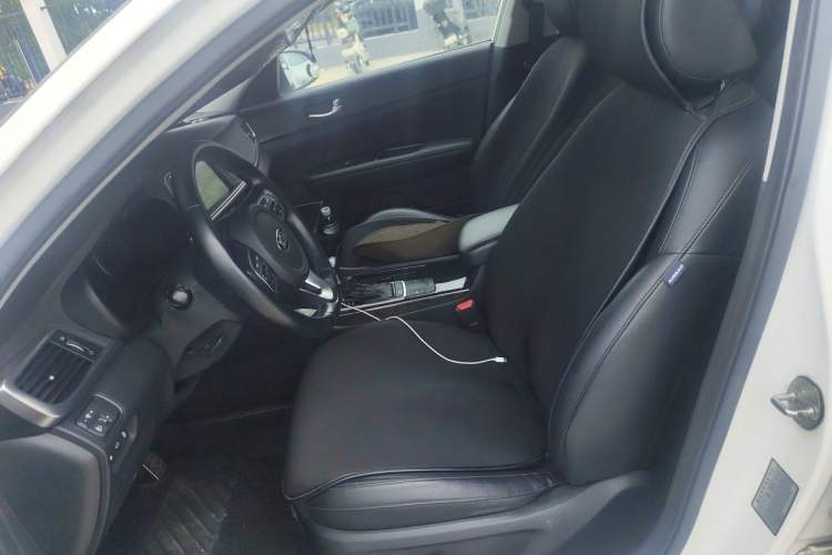 Used Kia K5 2016 2.0L Automatic LUX Left Front Seat