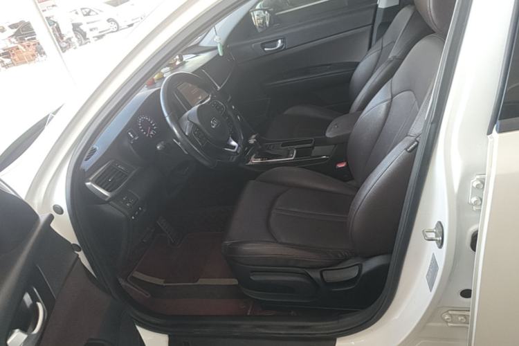 Used Kia K5 2016 1.6T Automatic LUX Left Front Seat