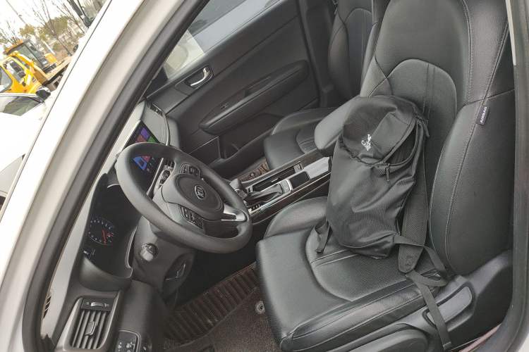 Used Kia K5 2016 2.0L Automatic GLS Left Front Seat