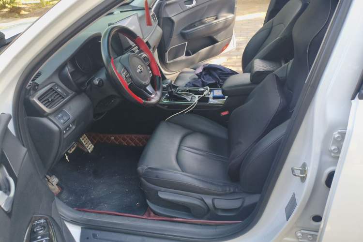 Used Kia K5 2016 2.0L Automatic GLS Left Front Seat