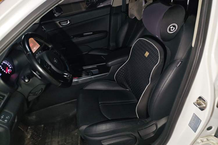 Used Kia K5 2016 1.6T Automatic LUX Left Front Seat