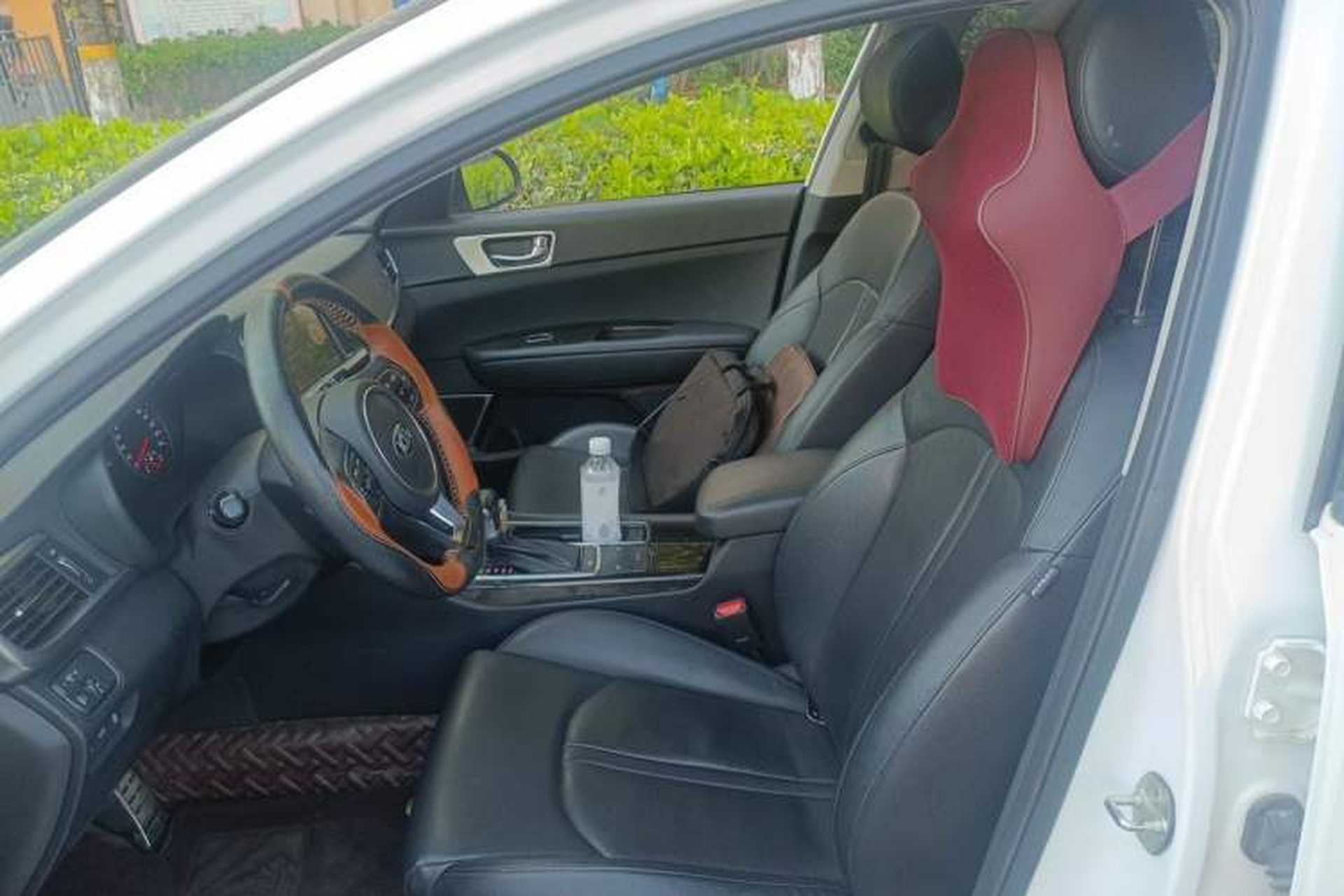 Used Kia K5 2016 2.0L Automatic LUX Left Front Seat