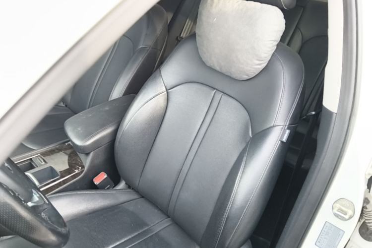 Used Kia K5 2016 1.6T Automatic LUX Left Front Seat