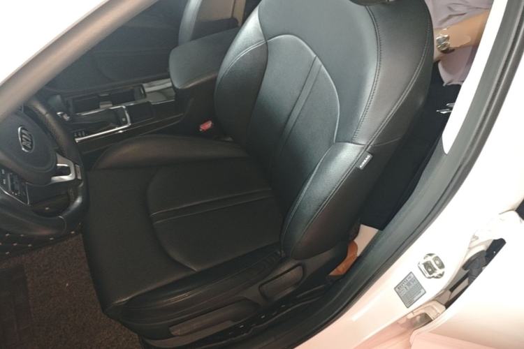 Used Kia K5 2016 1.6T Automatic LUX Left Front Seat