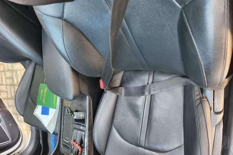 Used Kia K5 2016 1.6T Automatic LUX Left Front Seat