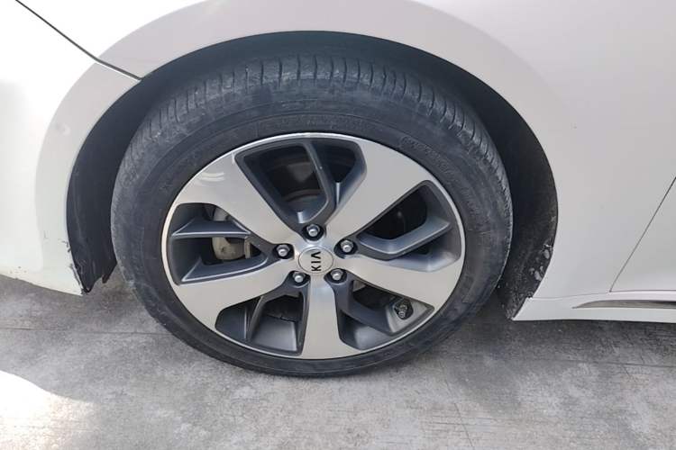 Used Kia K5 2016 2.0T Automatic PRM Left Front Wheel Hub