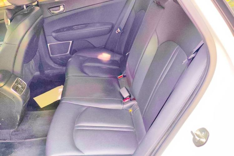 Used Kia K5 2016 1.6T Automatic LUX Left Rear Seat