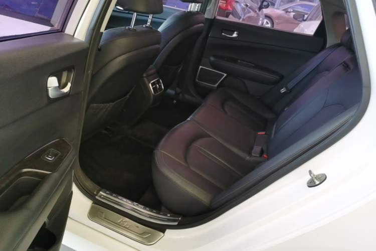Used Kia K5 2016 2.0L Automatic LUX Left Rear Seat