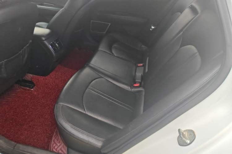 Used Kia K5 2016 1.6T Automatic LUX Left Rear Seat