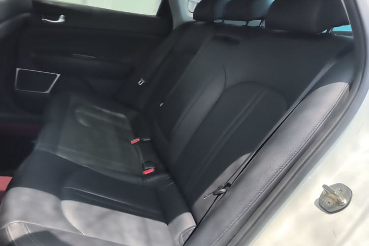 Used Kia K5 2016 1.6T Automatic LUX Left Rear Seat