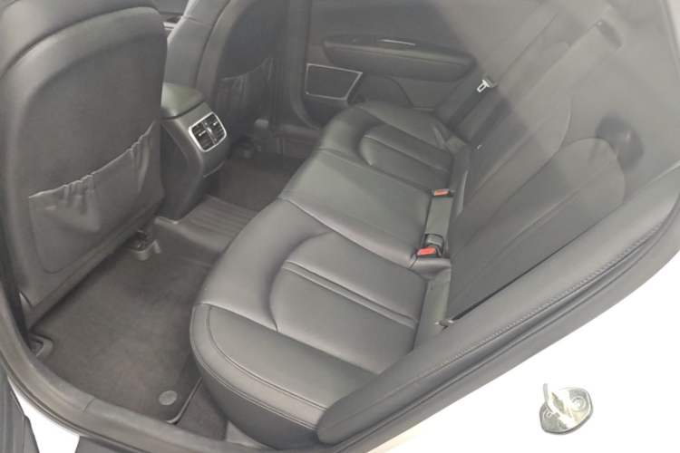 Used Kia K5 2016 1.6T Automatic LUX Left Rear Seat