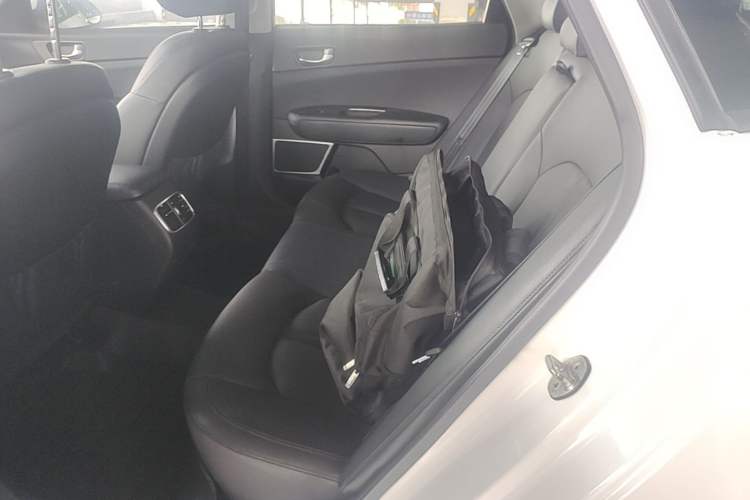 Used Kia K5 2016 2.0L Automatic LUX Left Rear Seat