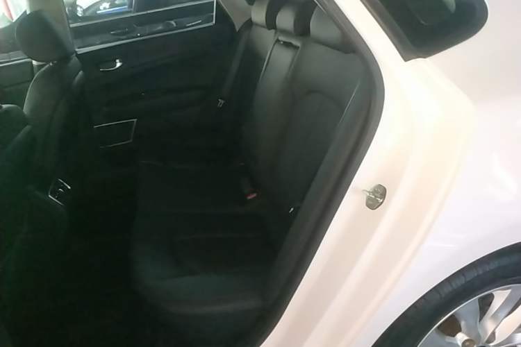 Used Kia K5 2016 1.6T Automatic LUX Left Rear Seat