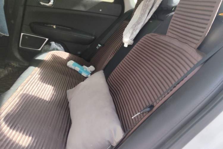 Used Kia K5 2016 2.0L Automatic LUX Left Rear Seat
