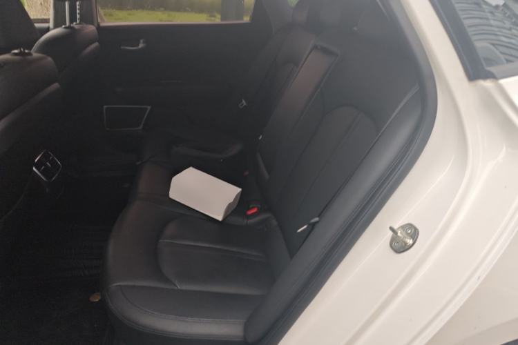 Used Kia K5 2016 1.6T Automatic LUX Left Rear Seat