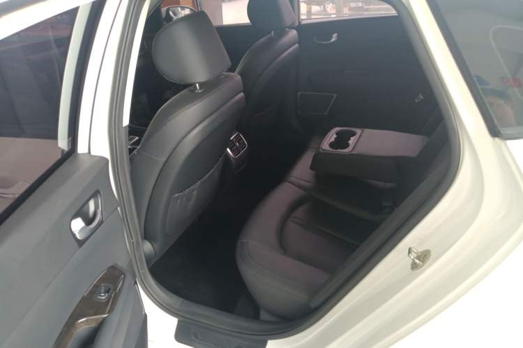 Used Kia K5 2016 2.0L Automatic GLS Left Rear Seat