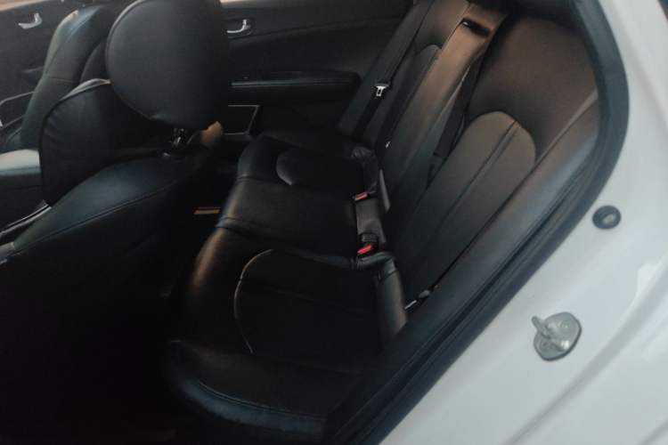 Used Kia K5 2016 1.6T Automatic LUX Left Rear Seat