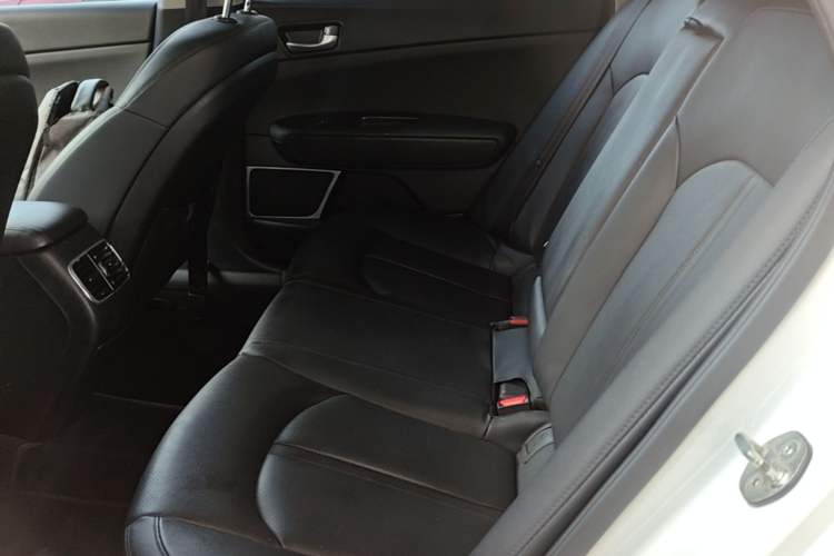 Used Kia K5 2016 1.6T Automatic LUX Left Rear Seat