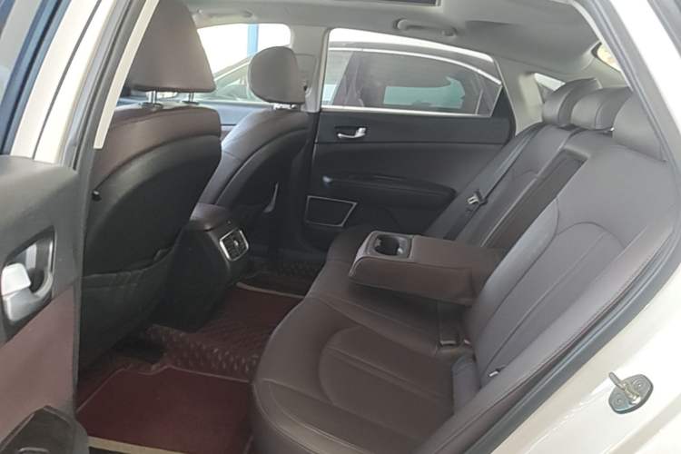 Used Kia K5 2016 1.6T Automatic LUX Left Rear Seat