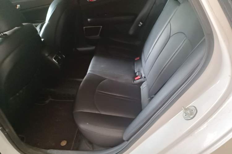Used Kia K5 2016 1.6T Automatic LUX Left Rear Seat