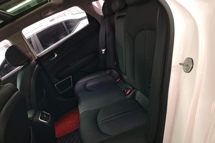 Used Kia K5 2016 1.6T Automatic LUX Left Rear Seat