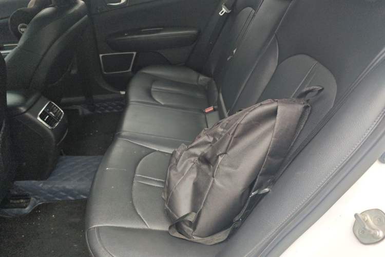 Used Kia K5 2016 2.0L Automatic LUX Left Rear Seat