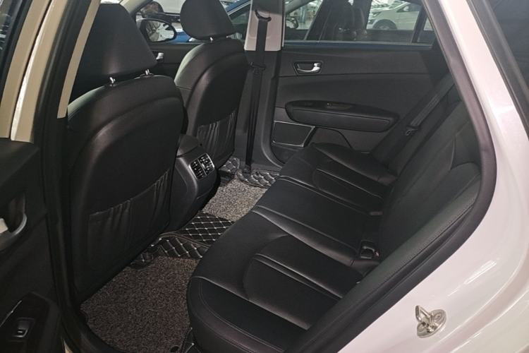 Used Kia K5 2016 1.6T Automatic LUX Left Rear Seat