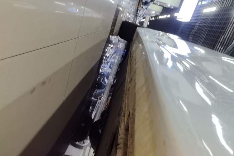Used Kia K5 2016 1.6T Automatic LUX Left Side Sill