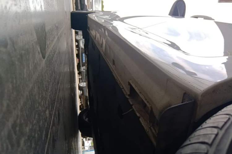 Used Kia K5 2016 2.0L Automatic GL Left Side Sill