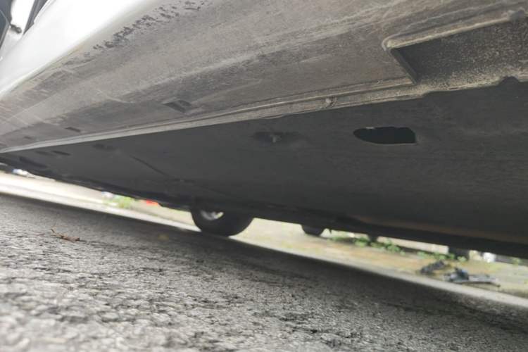 Used Kia K5 2016 1.6T Automatic LUX Left Side Sill