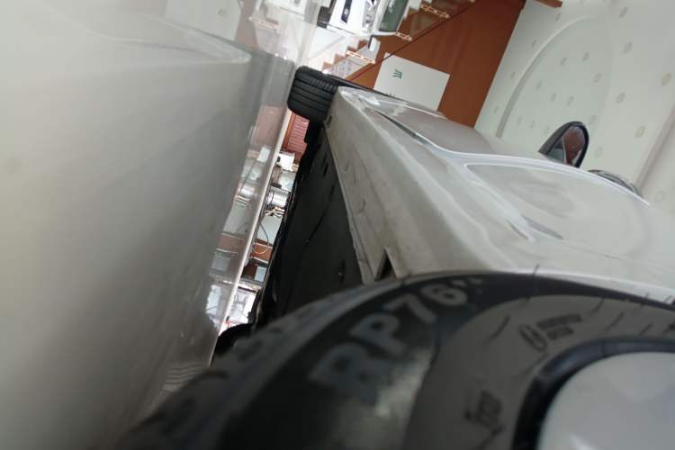 Used Kia K5 2016 2.0L Automatic GLS Left Side Sill