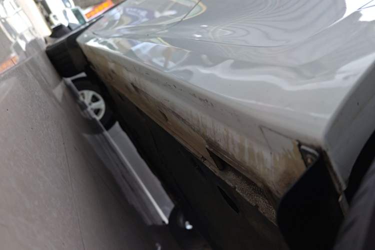 Used Kia K5 2016 1.6T Automatic LUX Left Side Sill