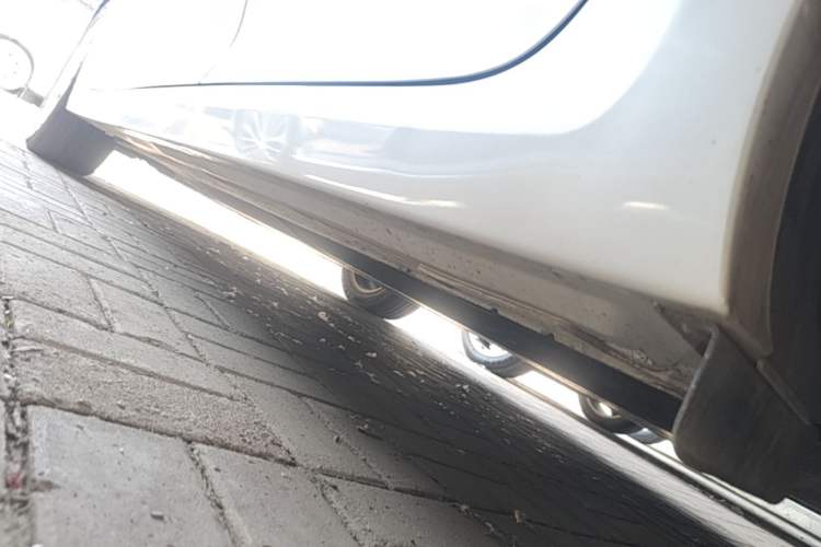 Used Kia K5 2016 1.6T Automatic LUX Left Side Sill