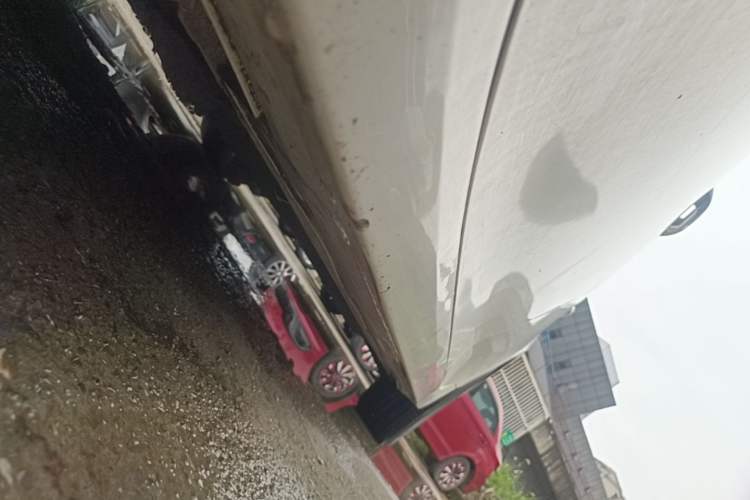 Used Kia K5 2016 1.6T Automatic LUX Left Side Sill