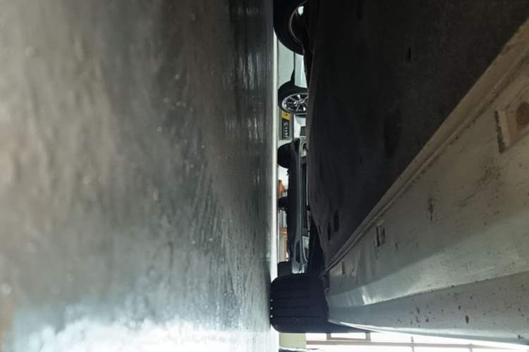 Used Kia K5 2016 1.6T Automatic LUX Left Side Sill
