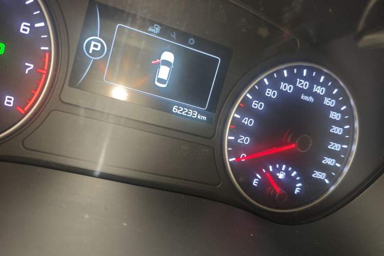 Used Kia K5 2016 2.0L Automatic LUX Odometer Close Up
