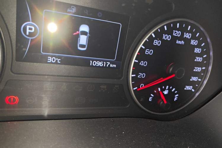 Used Kia K5 2016 2.0L Automatic LUX Odometer Close Up