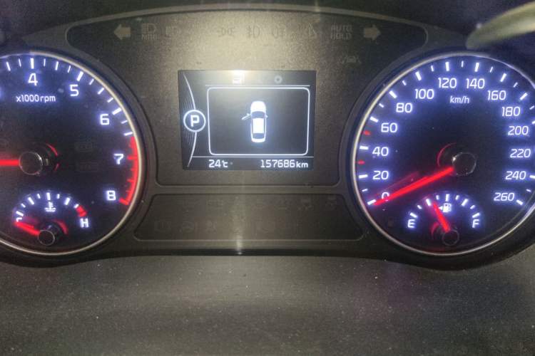 Used Kia K5 2016 1.6T Automatic LUX Odometer Close Up