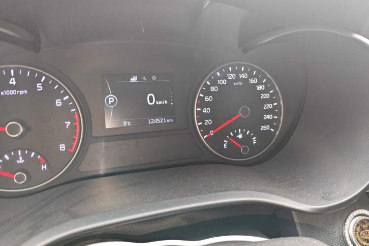 Used Kia K5 2016 1.6T Automatic LUX Odometer Close Up