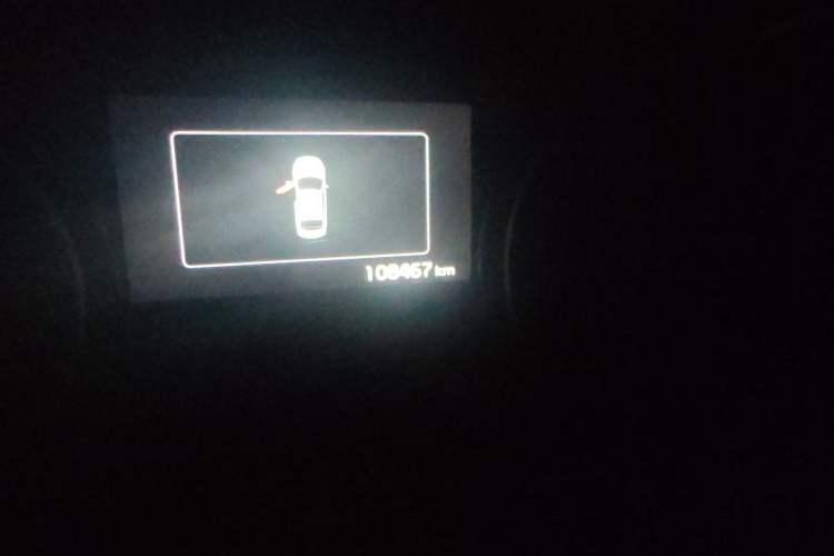 Used Kia K5 2016 2.0L Automatic LUX Odometer Close Up