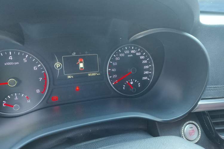 Used Kia K5 2016 2.0L Automatic LUX Odometer Close Up