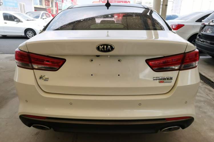 Used Kia K5 2016 2.0L Automatic LUX Rear