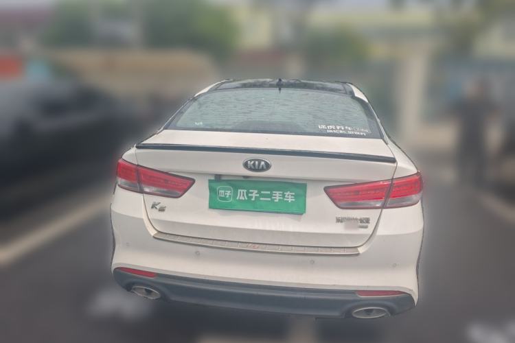 Used Kia K5 2016 2.0L Automatic LUX Rear