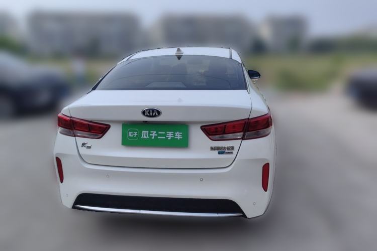 Used Kia K5 2016 2.0L Hybrid GLS Rear