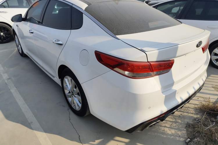 Used Kia K5 2016 1.6T Automatic LUX Rear Left 45 Deg