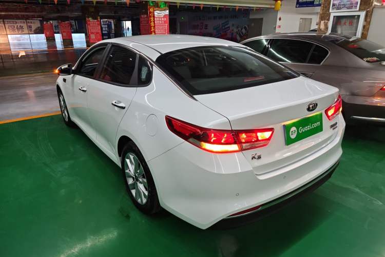 Used Kia K5 2016 2.0L Automatic GLS Rear Left 45 Deg