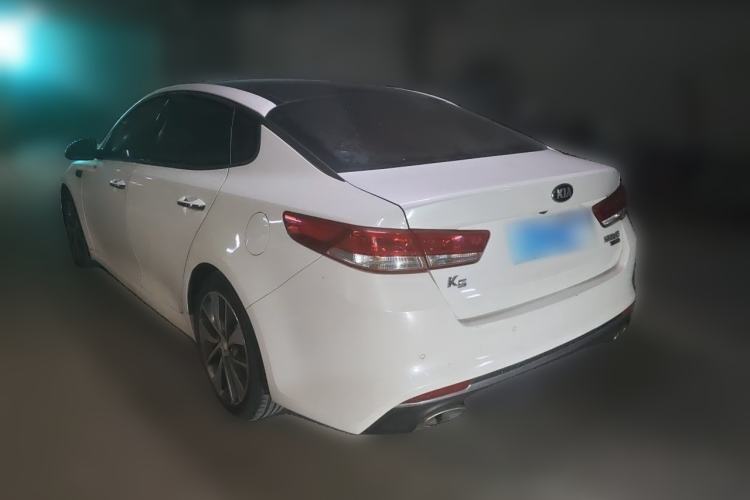 Used Kia K5 2016 2.0L Automatic LUX Rear Left 45 Deg