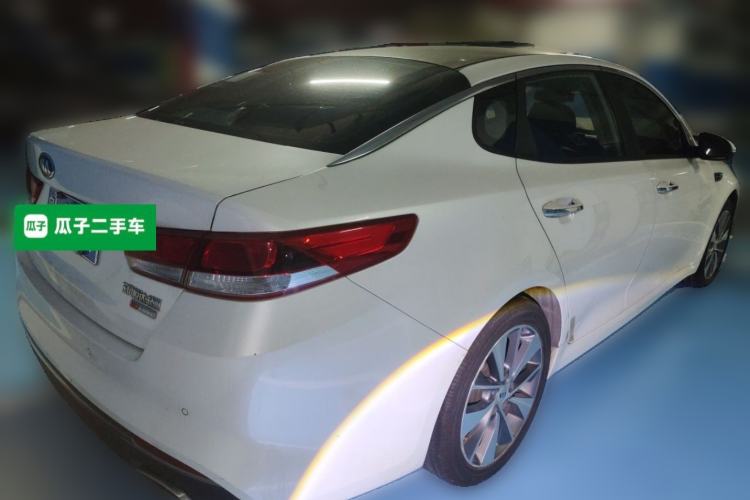 Used Kia K5 2016 2.0L Automatic LUX Rear