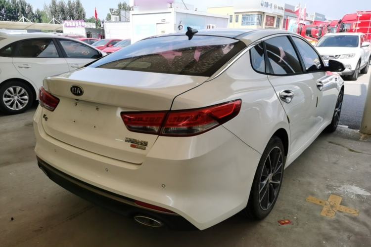 Used Kia K5 2016 2.0L Automatic LUX Rear Right 45 Deg